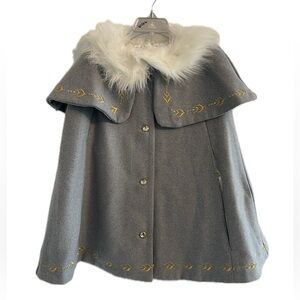 Disney Frozen II Gray Elsa Anna Cape with Faux Fur Collar Girls Size 7/8